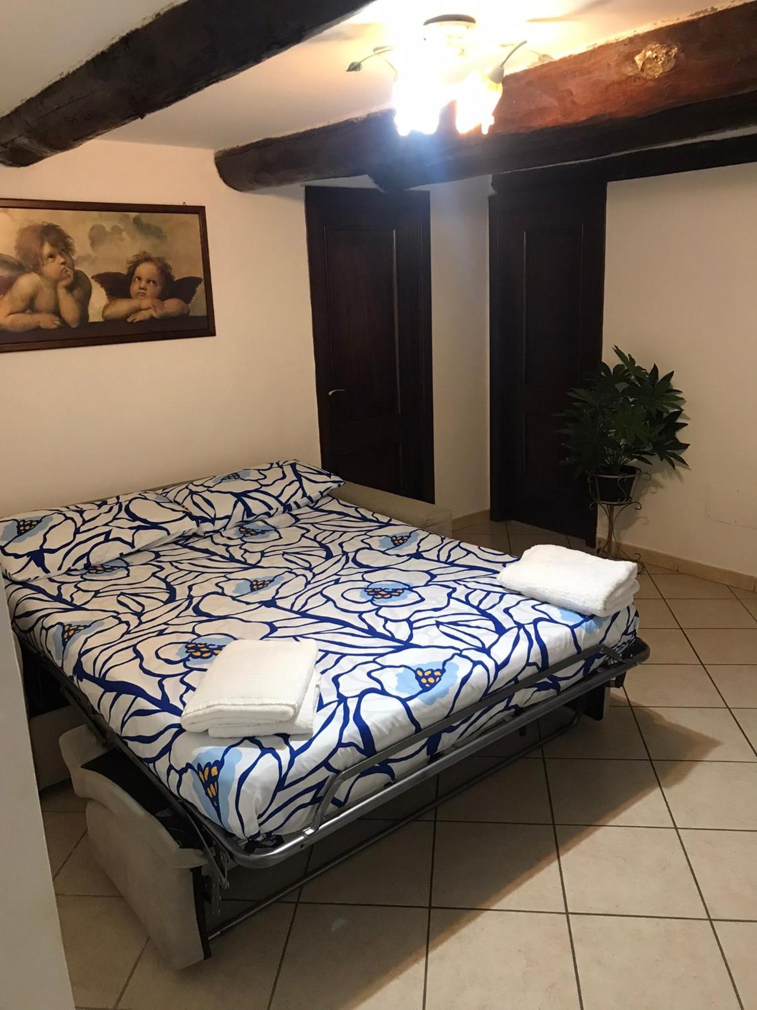 Alleria Naples Luaran gambar