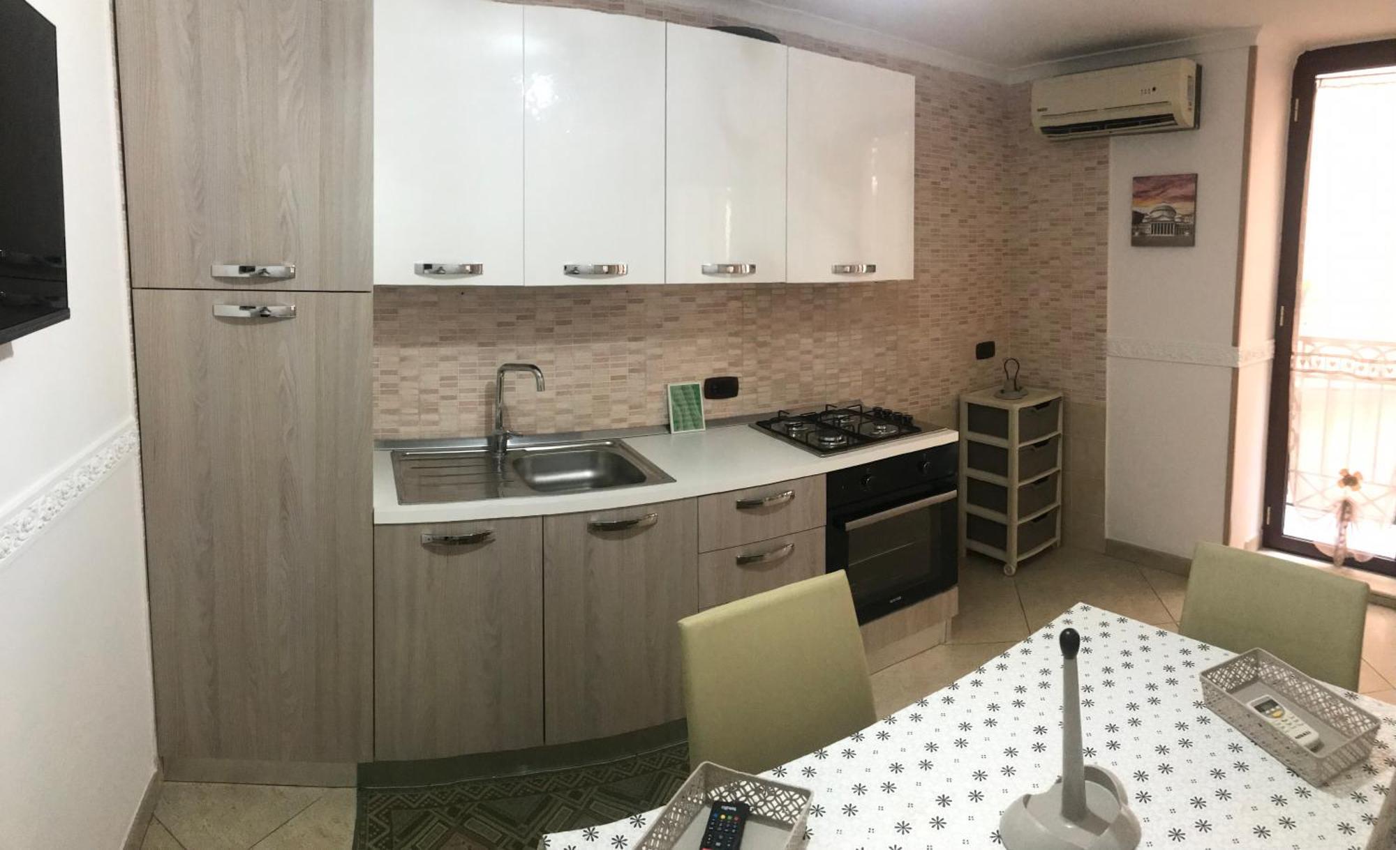 Alleria Naples Luaran gambar