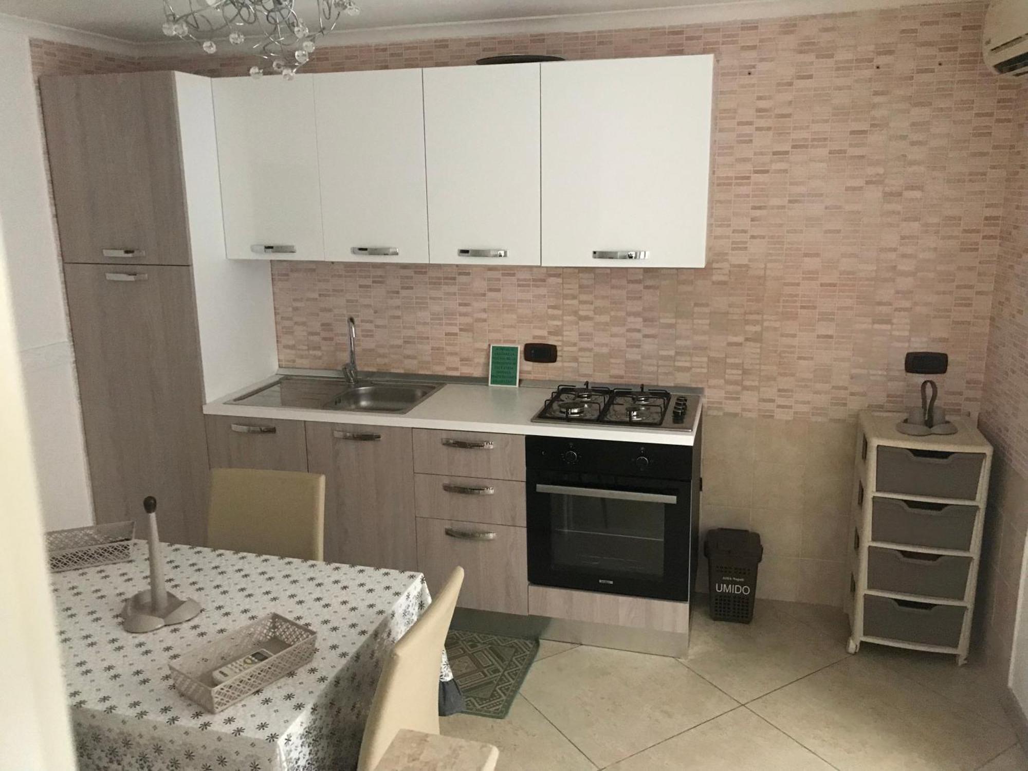 Alleria Naples Luaran gambar