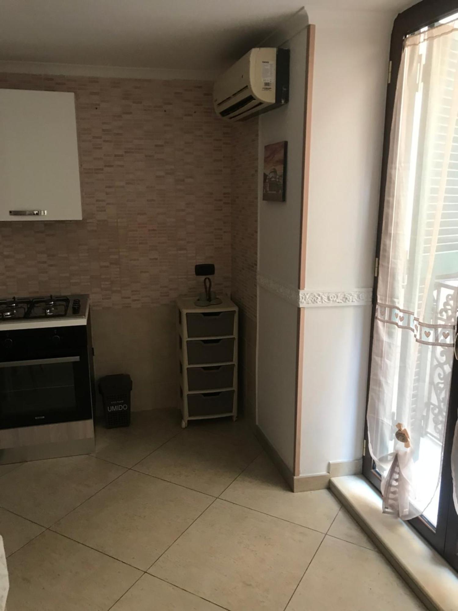 Alleria Naples Luaran gambar